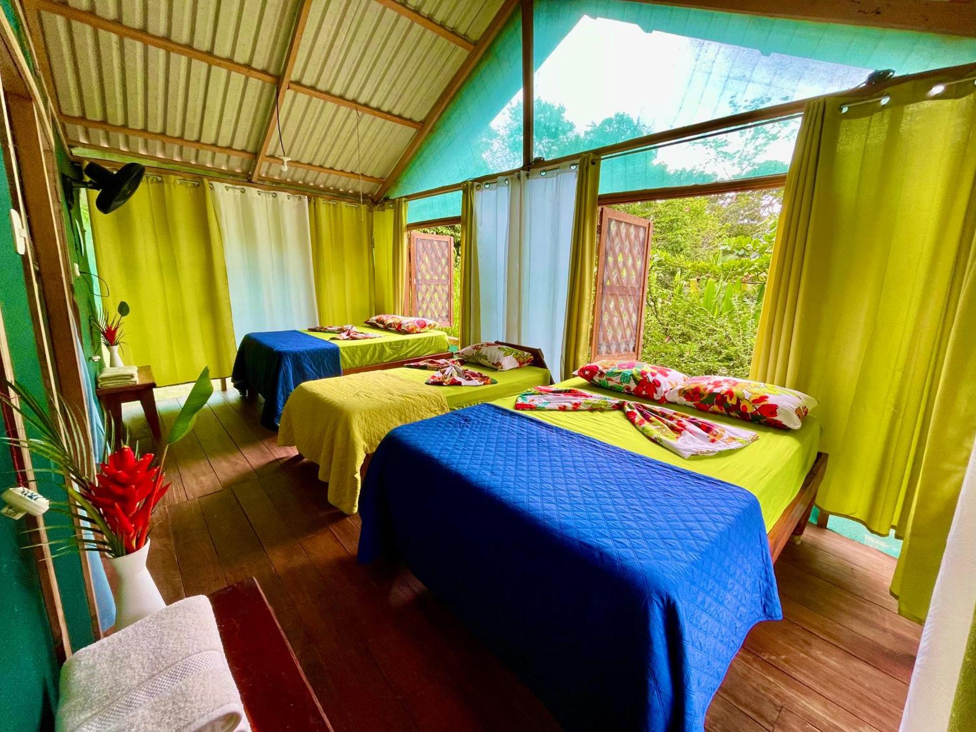 Alouatta Lodge And Canopy Cahuita Eksteriør bilde