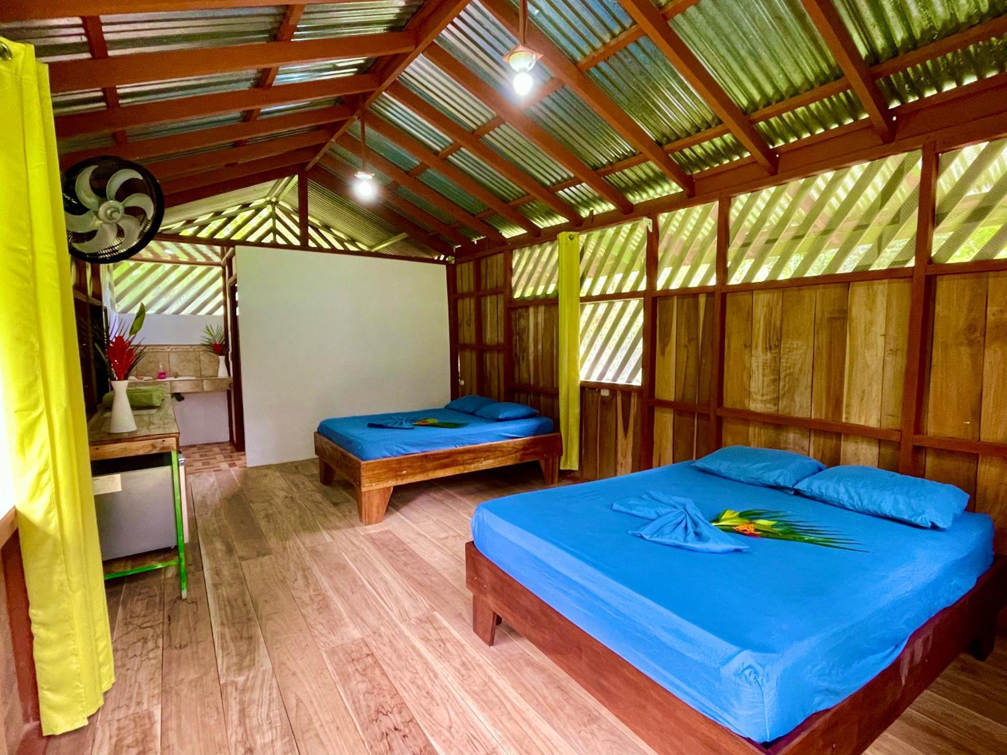 Alouatta Lodge And Canopy Cahuita Eksteriør bilde
